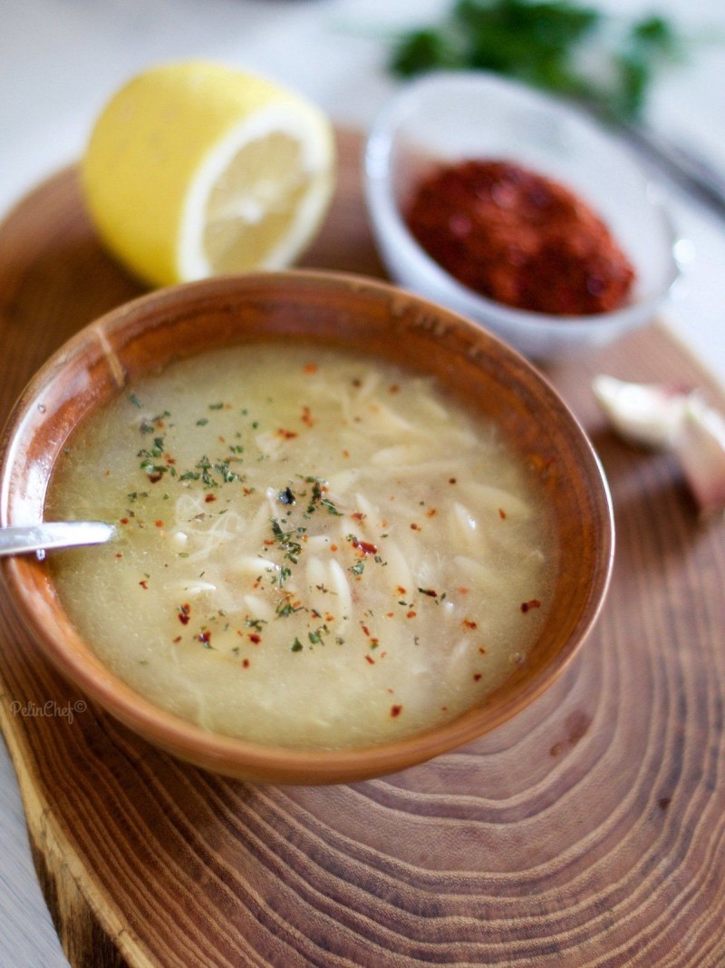 tavuklu şehriye çorbası